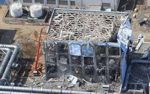 Fukushima w Putzmeiser pump-2011.png