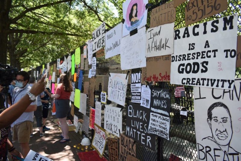 Memorial Fence-Wall-Washington DC.jpg