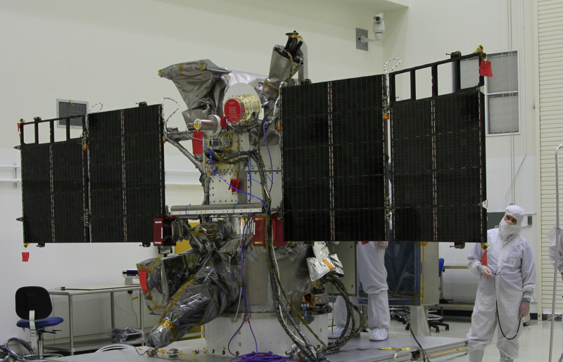 File:DSCOVR w EPICcam, PlasMag & NISTAR.png